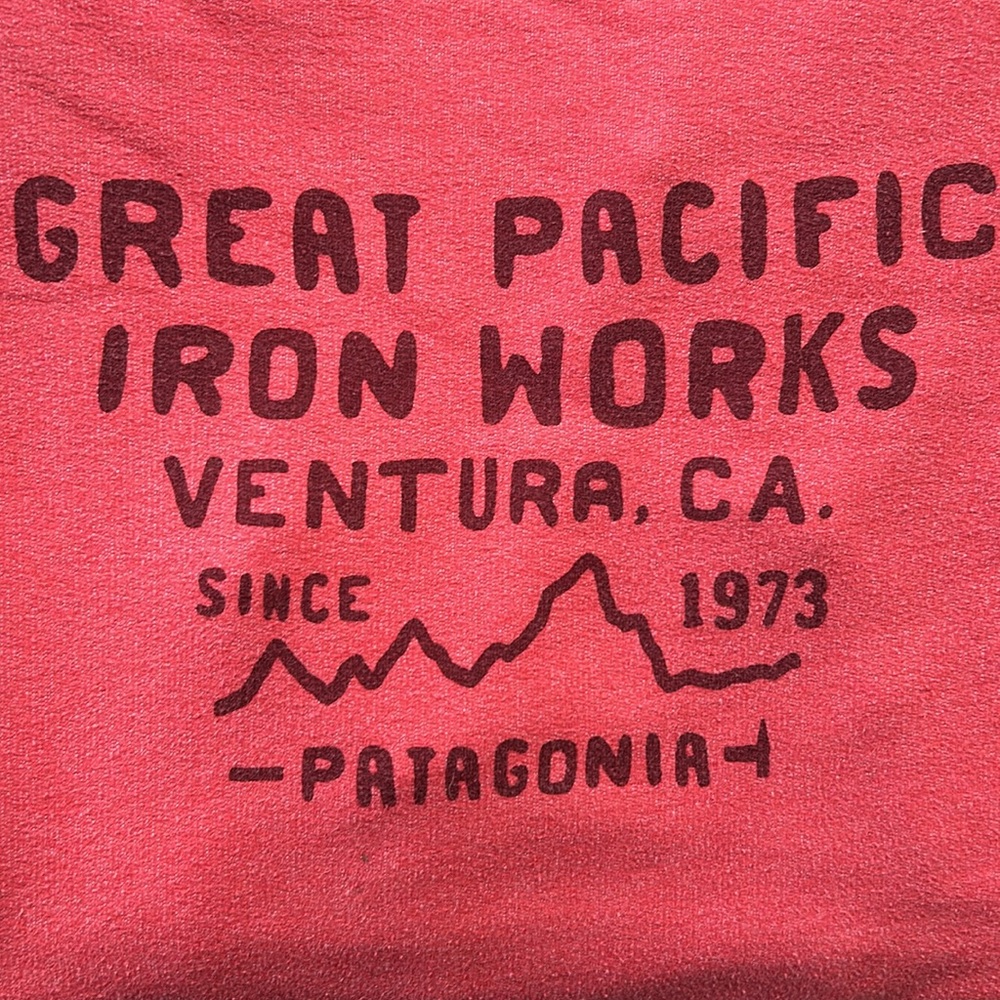 Patagonia Red Graphic Sweatshirt - Picture 2 of 8